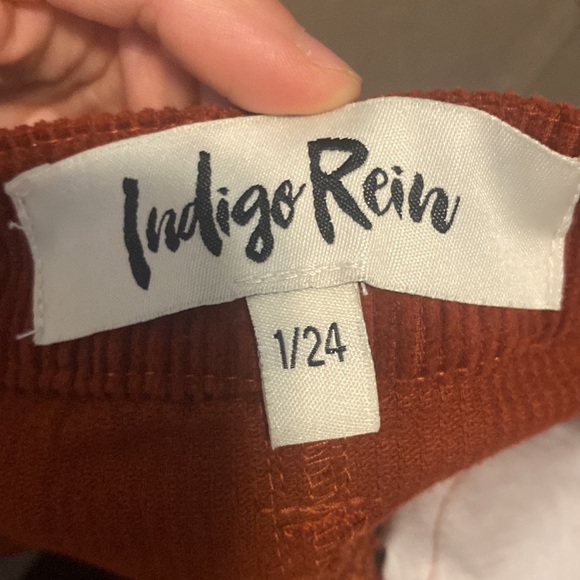 4 super cute skirts - Picture 7 of 9